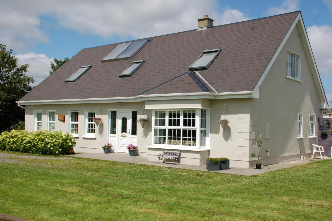 The Little Flock Farm Bed and Breakfast Cloonmore Eksteriør billede